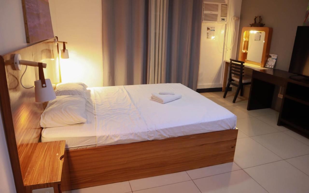 Baybayin Hostel - Pasay Close To Airport Exterior photo
