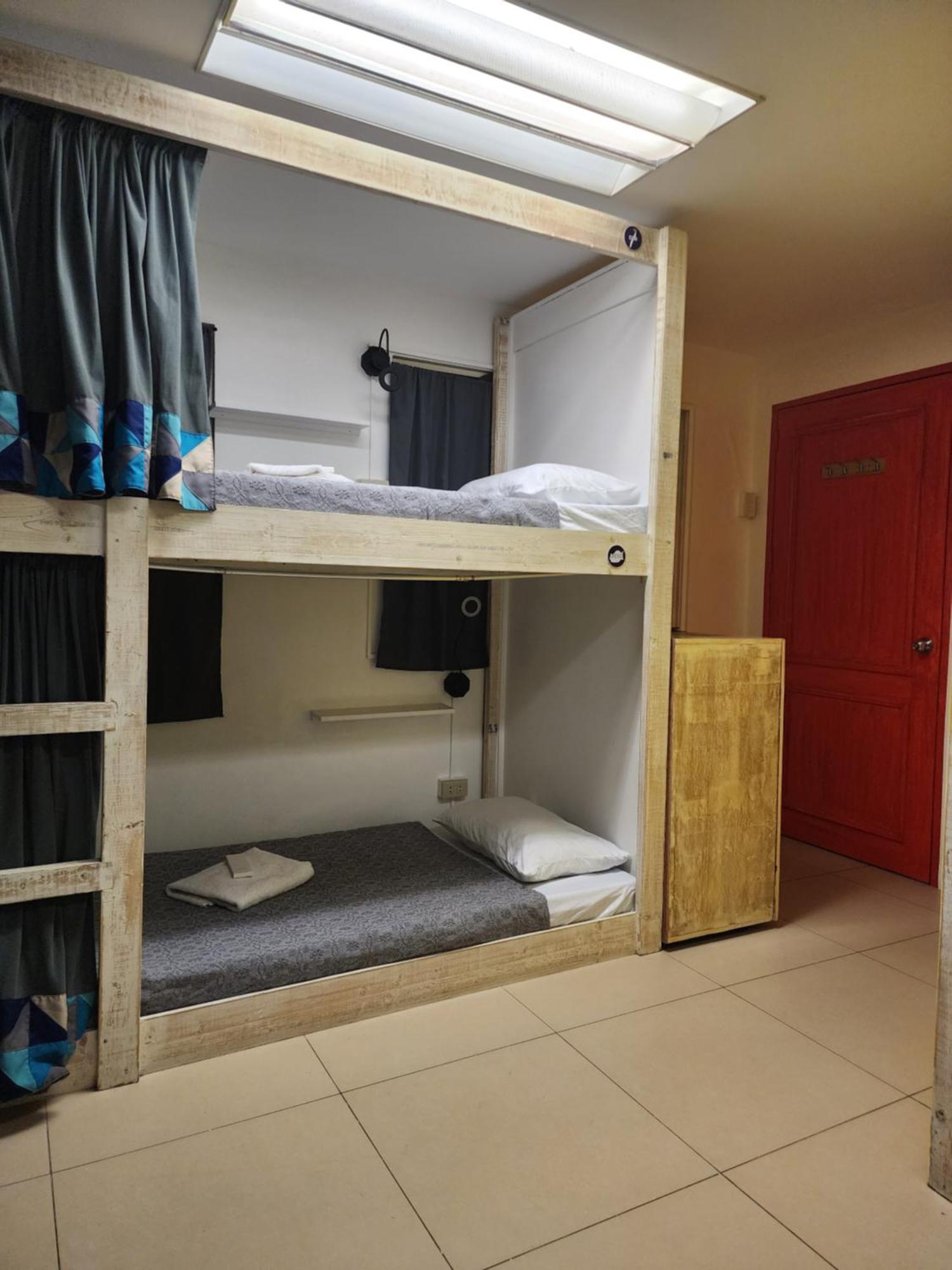 Baybayin Hostel - Pasay Close To Airport Room photo